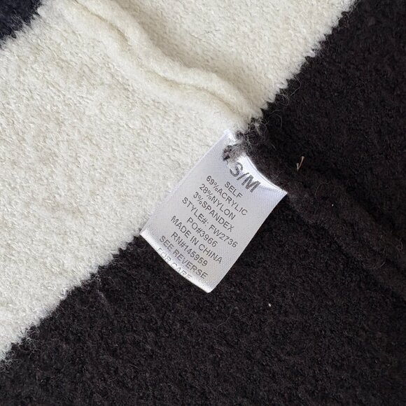 Olivia James Oversized Cardigan - Picture 4 of 4